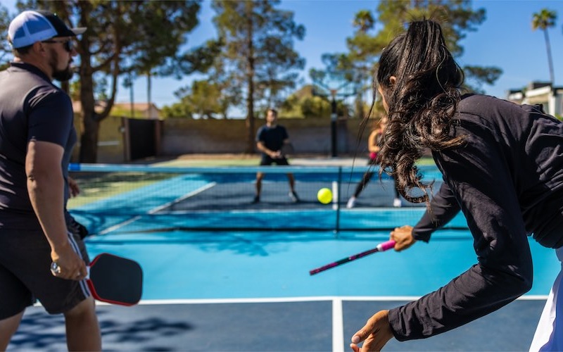 people playing tennis